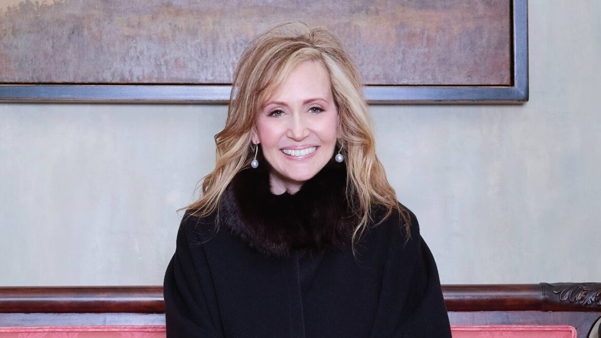 Karen Floyd, Publisher Photo of Karen Floyd, Publisher of ELYSIAN Magazine
