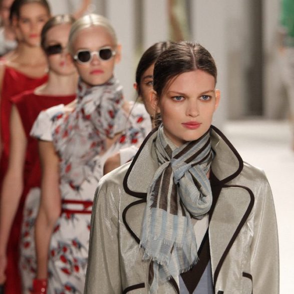 2ab619a7-148d-239c-2733-f378ea89dda6